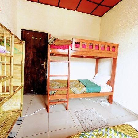 Randa'S House I Homestay 루헹게리 외부 사진