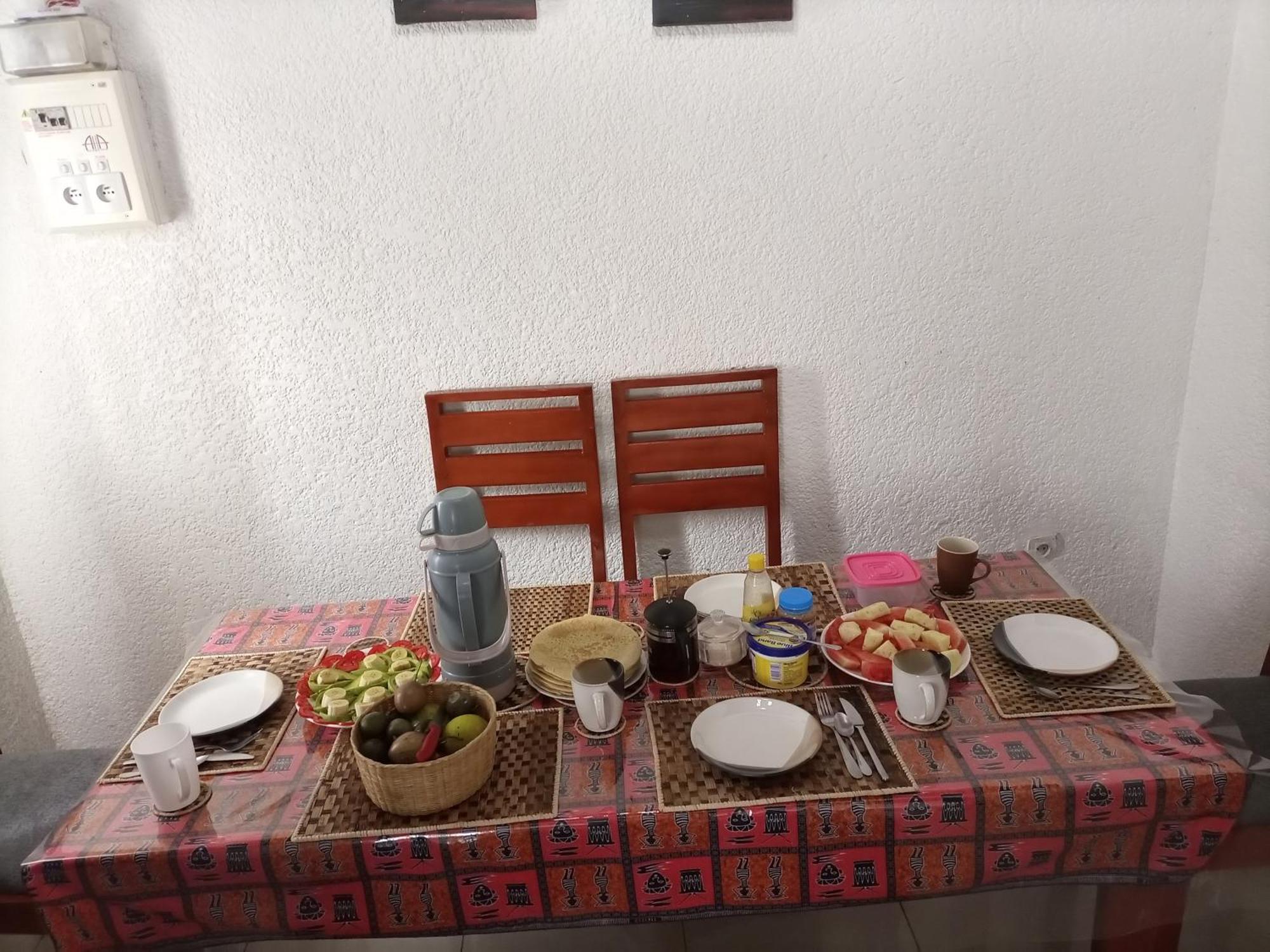 Randa'S House I Homestay 루헹게리 외부 사진